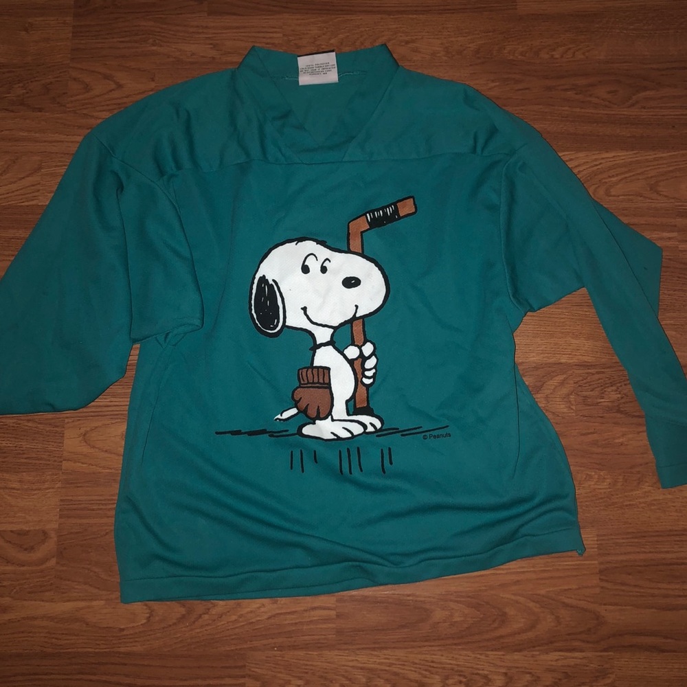 Hockey jersey size small